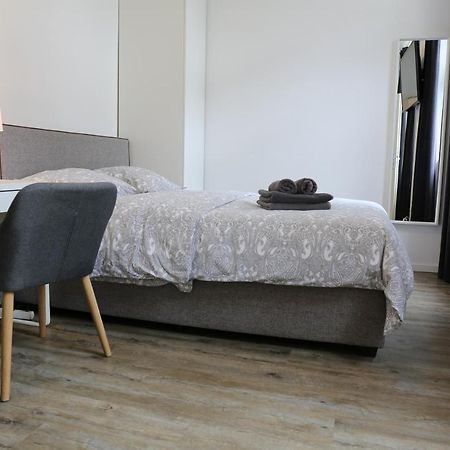 Dreams Bielefeld Hostel Bagian luar foto