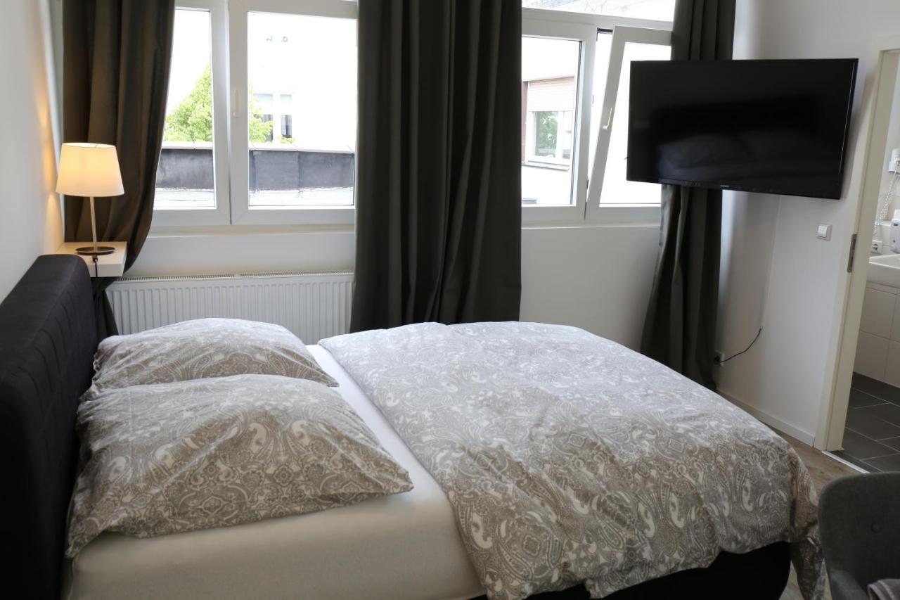 Dreams Bielefeld Hostel Bagian luar foto