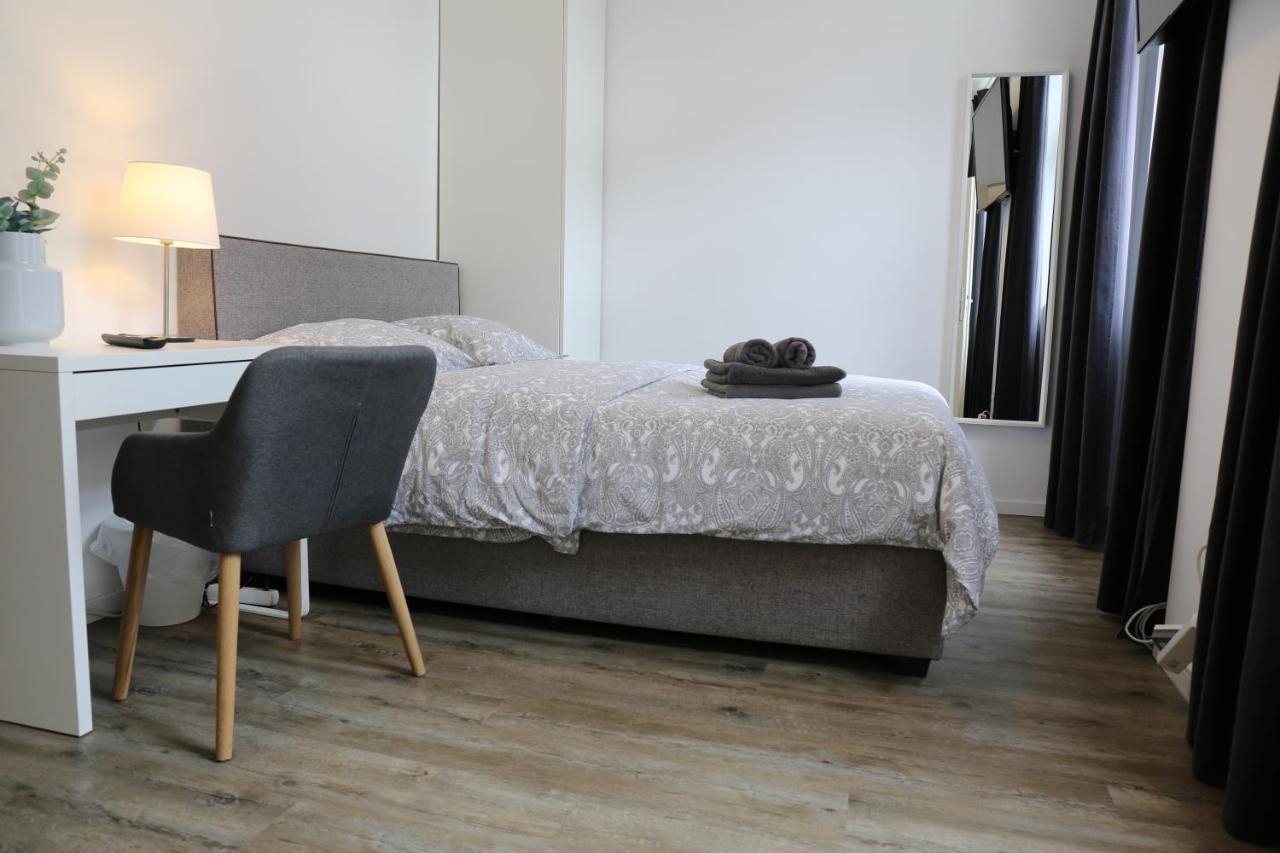 Dreams Bielefeld Hostel Bagian luar foto