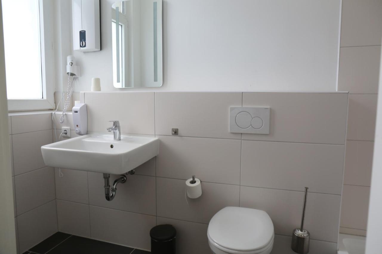 Dreams Bielefeld Hostel Bagian luar foto