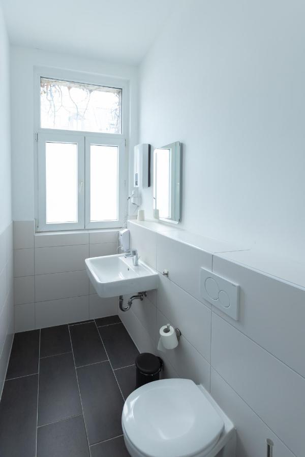 Dreams Bielefeld Hostel Bagian luar foto